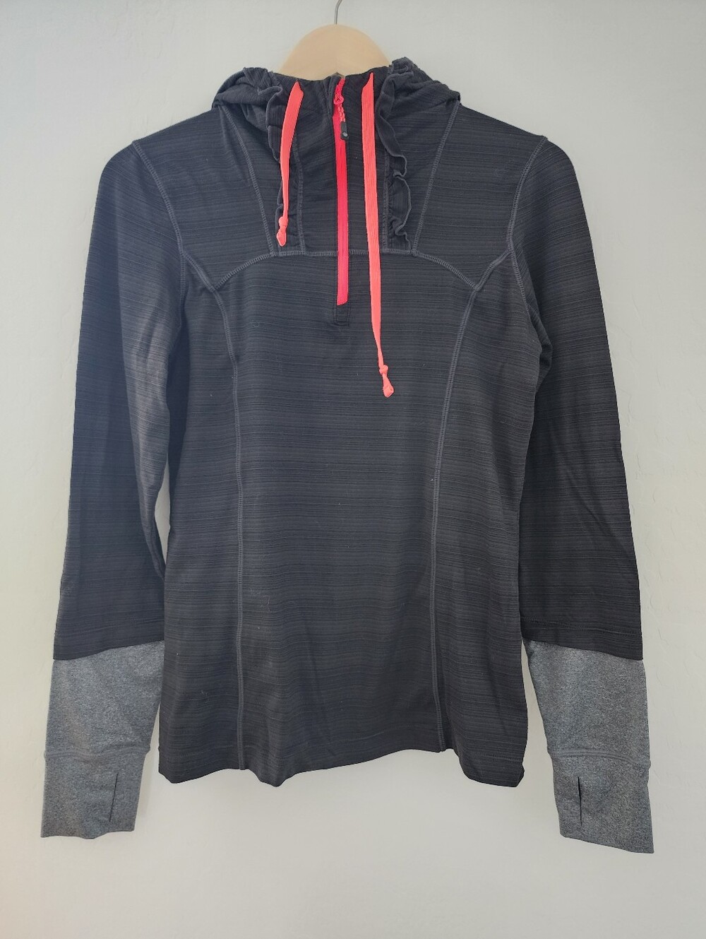 MPG Grey Athletic Pull Over with Bright Pink Accents, Ruffle Back, Thumb Holes,M